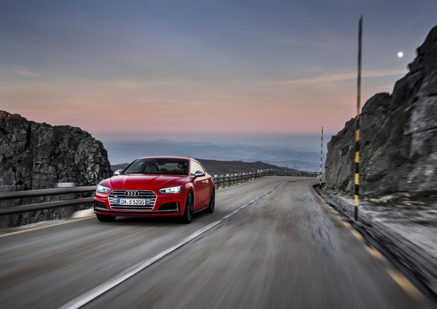  Audi S5 Coupe 2016 года  (WW) (фото 33 из 75)